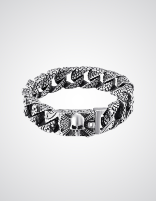 Black-Metal-Ring mit Totenkopf Steel Skull Promise