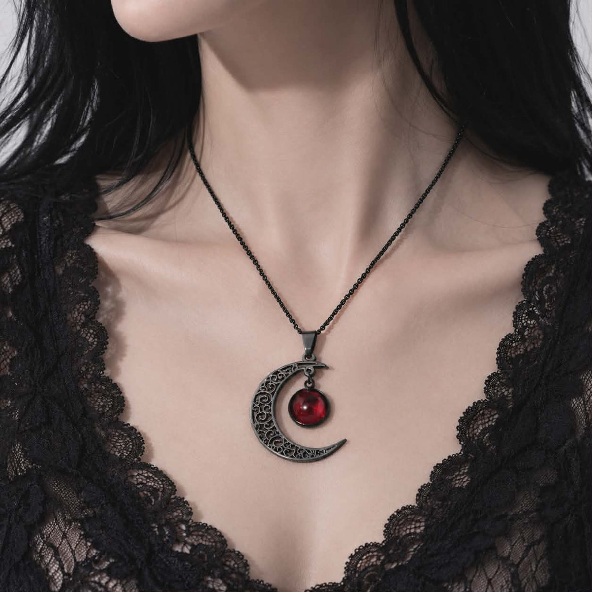 Gotische Blutmond-Halskette | Versilbert