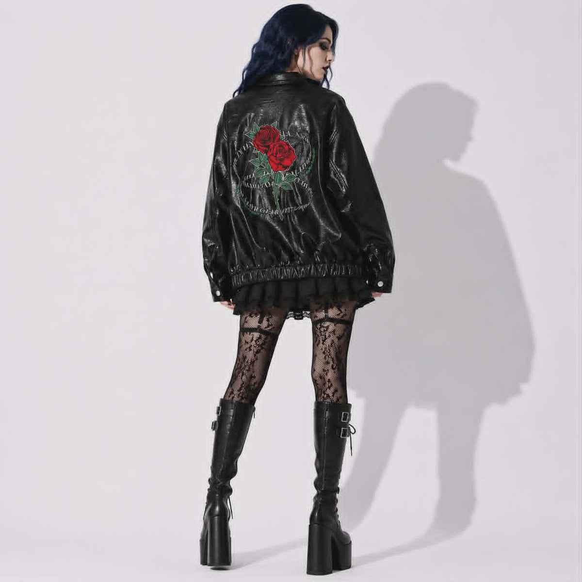 Gothic-Jacke aus veganem Leder „Black Thorn Rose“ | Oversize-Gothic-Lederjacke | Dark Romantic Streetwear | Unisex