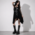 Gotisches Fledermaus-Kleid für den Nachtflug – Dark Summer Asymmetrical Dress