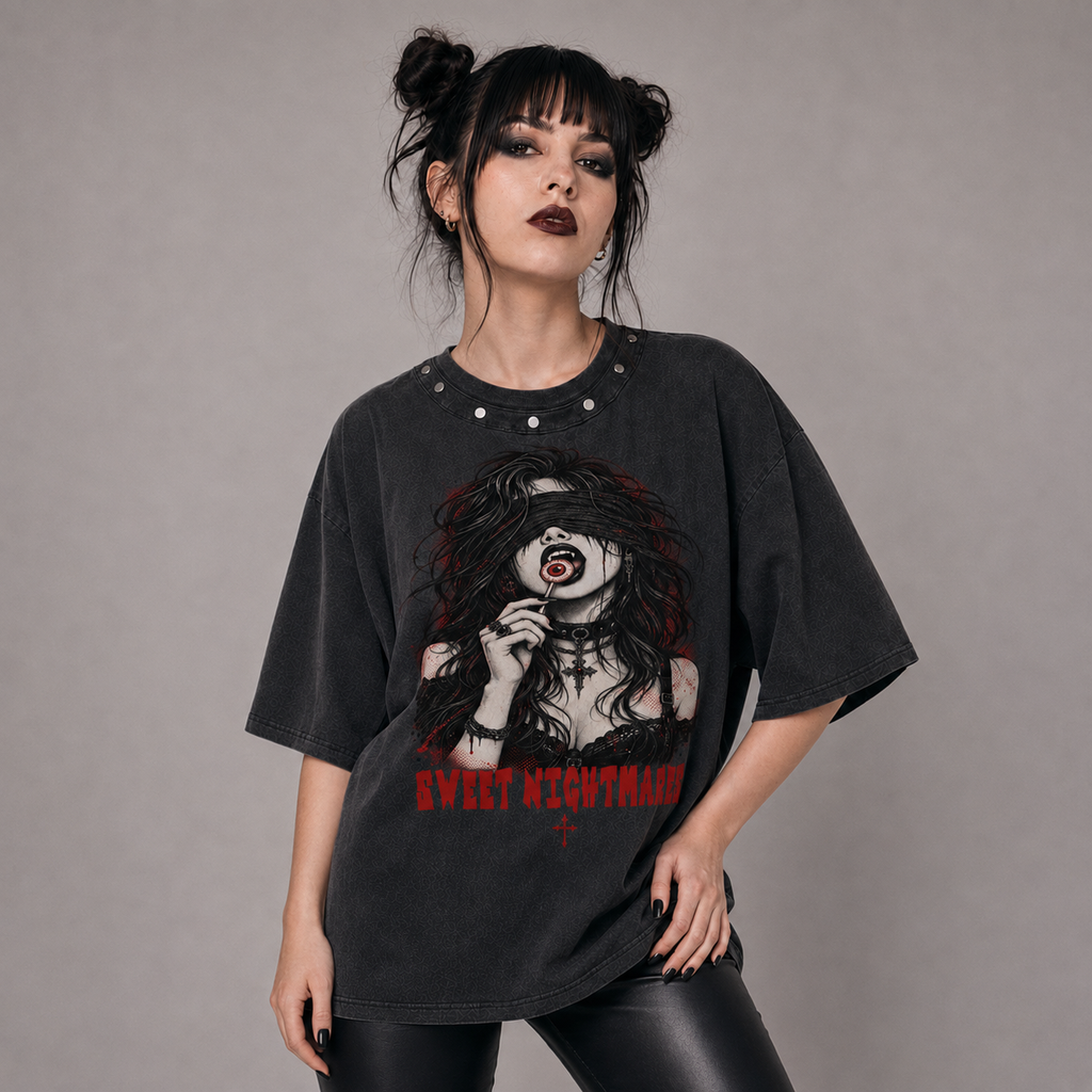 Gotisches Oversize-T-Shirt mit Nieten | Goth Pop – Sweet Nightmares