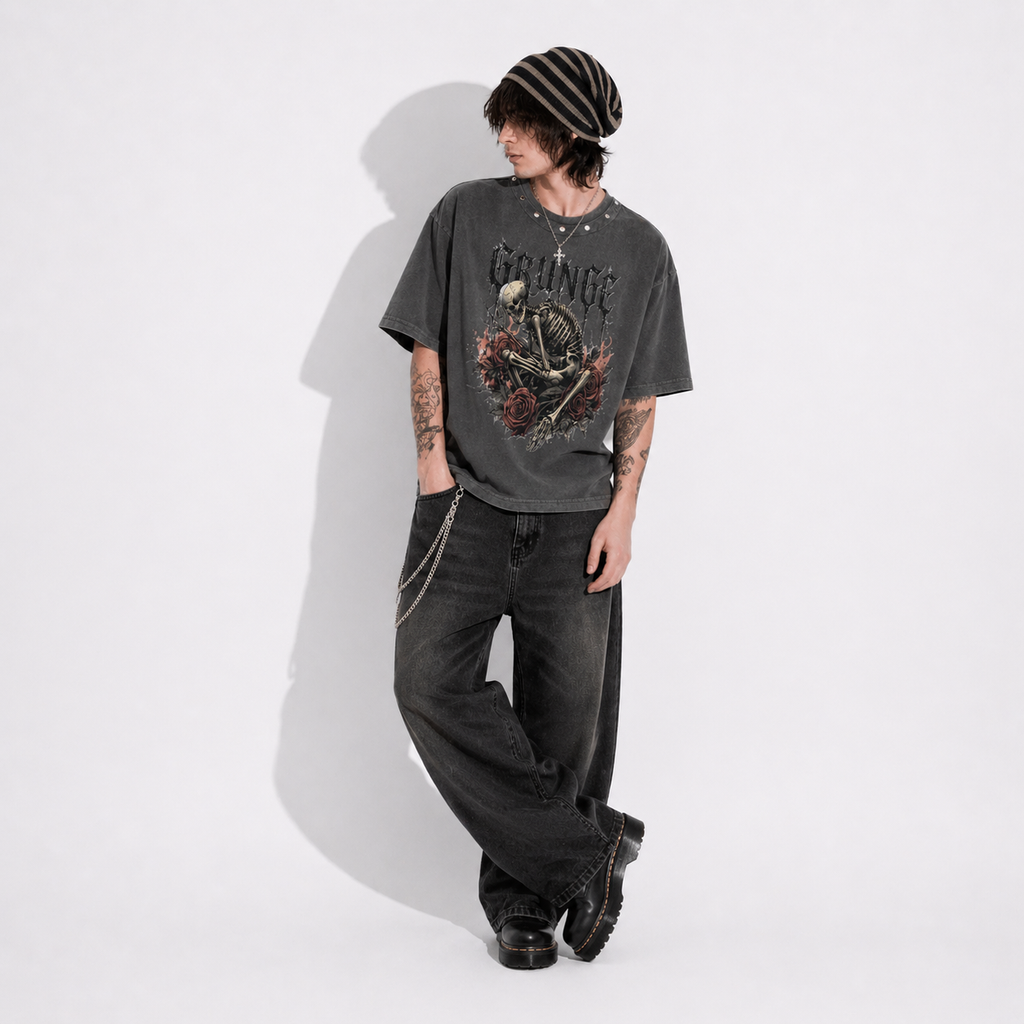 T-Shirt Grunge Aesthetic Skelett Krone – Gewaschenes Grau Distressed | Dark Streetwear | Heavy Cotton Style