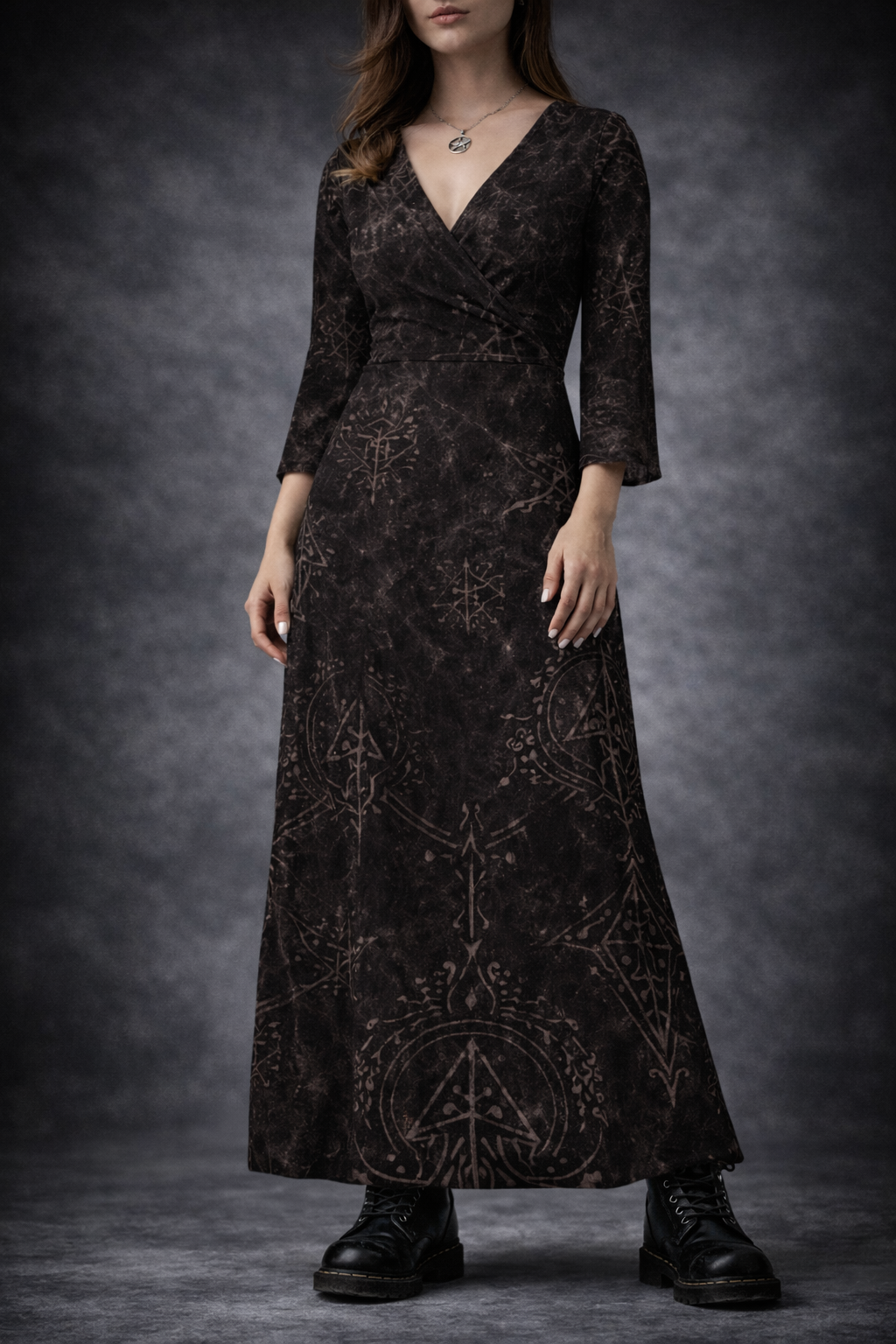 Schwarzes Kleid Viking Gothic Runenkraft