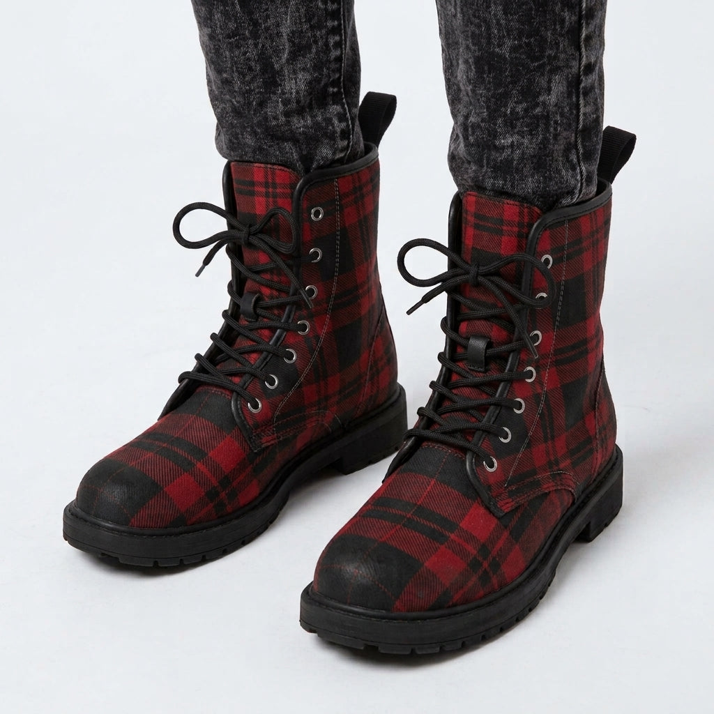 Damen-Punk-Stiefel mit rotem Schottenmuster | Red Rebel Tartan Boots